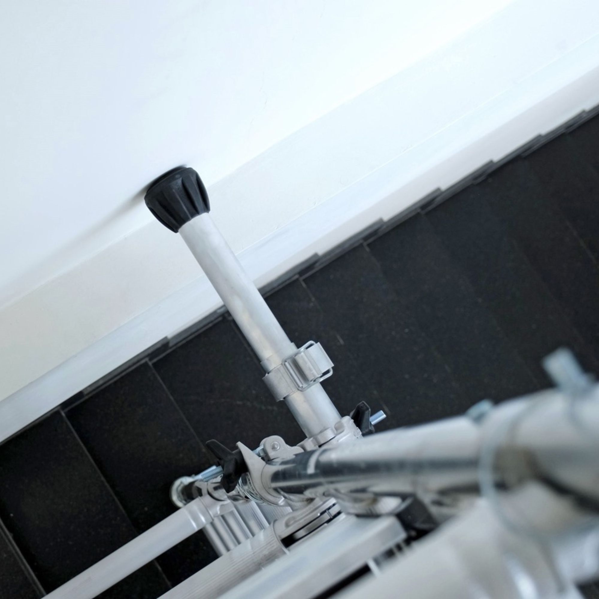 Wixor telescopische stabilisator in trapgat