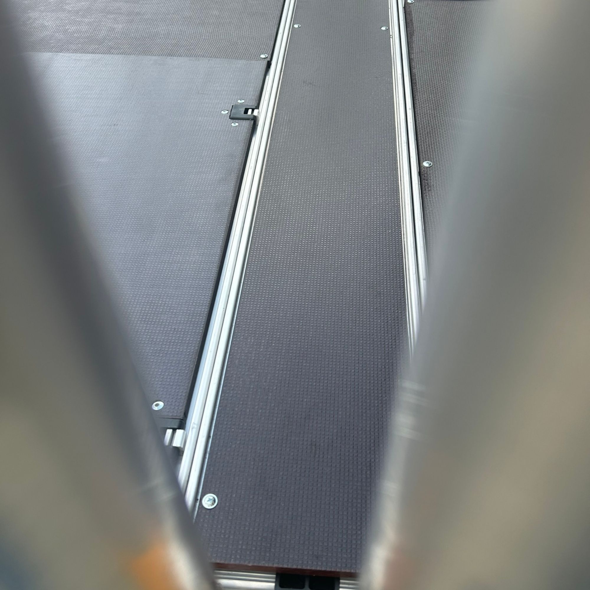 Intermediate platform